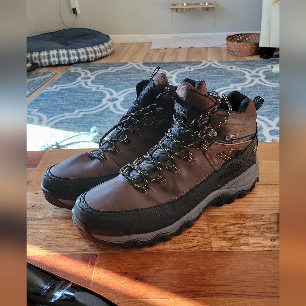 Pacific Trail Boots